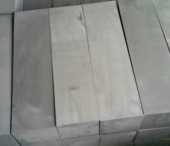 Graphite bricks manufacturing