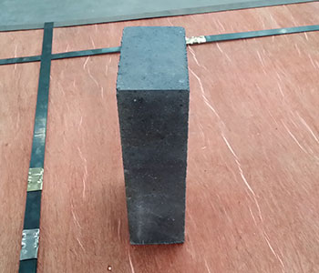 Silicon carbide refractory brick