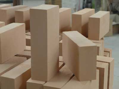 refractory insulating bricks